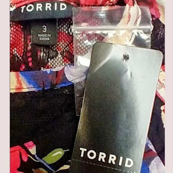 TORRID Plus Size Skater Maxi Dress Studio Knit Lace Floral Black SIZE 3X - Picture 15 of 16